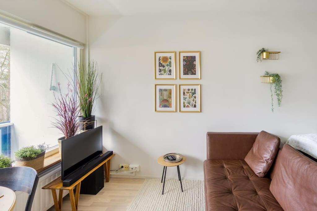 Appartement Eastend Pearl - Studio With Great Kitchen - Subway And Shops Near Helsinki