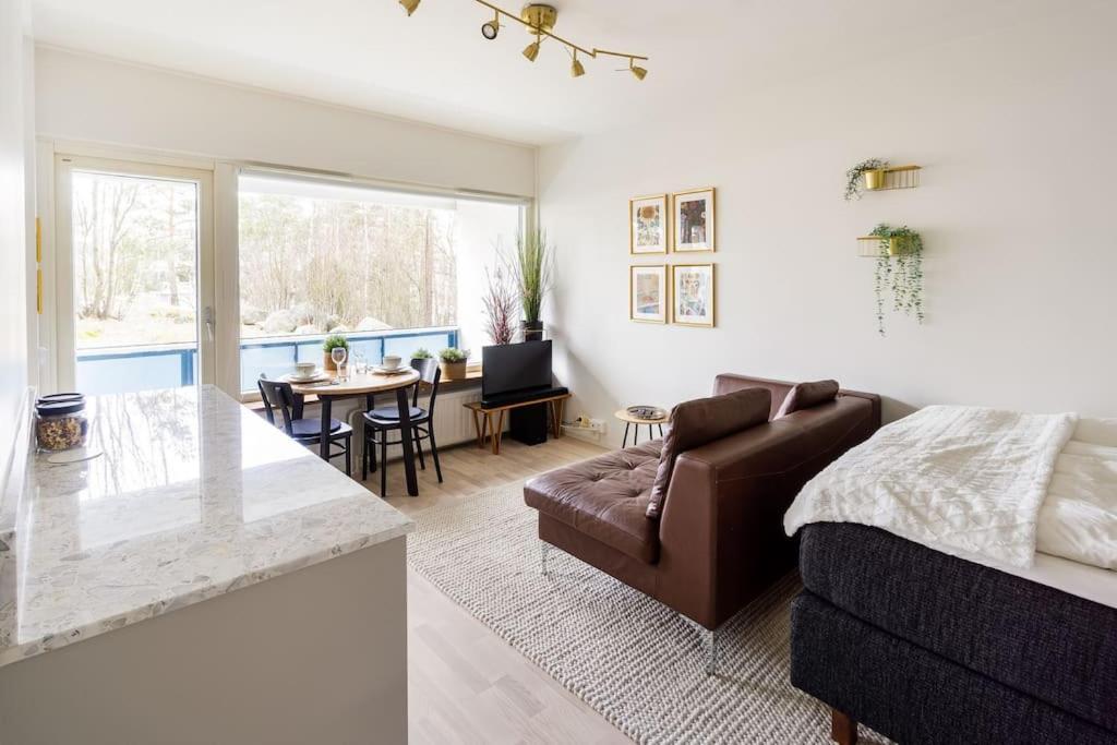 Eastend Pearl - Studio With Great Kitchen - Subway And Shops Near * Helsinki