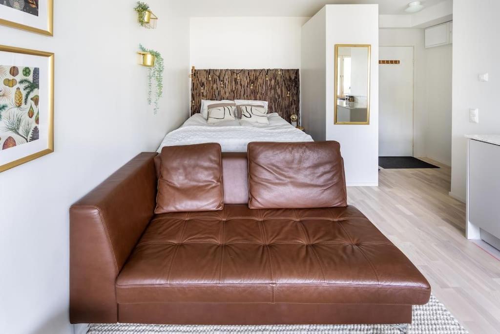 Eastend Pearl - Studio With Great Kitchen - Subway And Shops Near